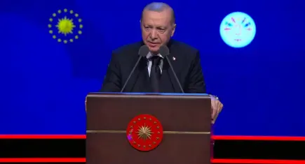 Cumhurbaşkanı Erdoğan: Çocukların gözyaşlarını silmek için gayret ediyoruz
