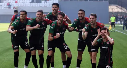 Ege Derbisi Play-Off’ta: Karşıyaka ile Ayvalıkgücü karşı karşıya