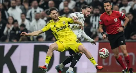 Beşiktaş–Fenerbahçe maçında karaborsa bilet operasyonu: 5 tutuklama