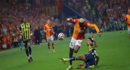 Şampiyonluk derbisinde 'Aslan' fırtınası! 