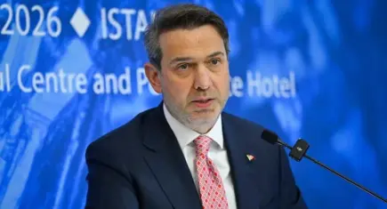 Bakan Bayraktar'dan OECD Forumu'nda kritik uyarı: Tedarik zinciri sadece ekonomi meselesi değildir