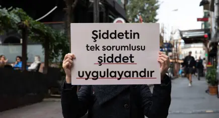 Cinsel Şiddetle Mücadele Derneğinden acil destek çağrısı: Alternatif hatlara yönlendirme yapılacak