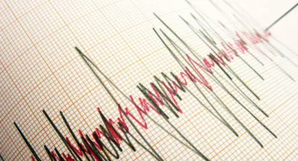 Balıkesir'de deprem:  Sındırgı yine sallandı