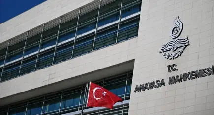 CHP’nin başvurusu sonuç verdi: O partinin amblemi iptal edildi
