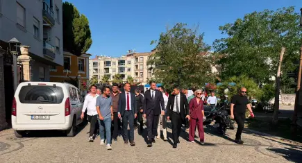 Çağatay Güç Gaziemir'de esnafla buluştu