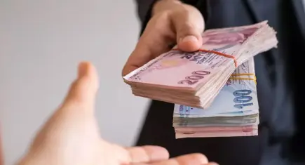 Emeklilerin gözü bu takvimde: Tüm ödemeler peş peşe hesaplara yatacak