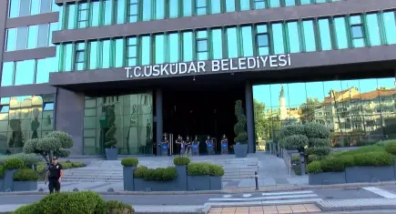 Üsküdar Belediyesi'ne ruhsat ve iskan soruşturması: Belediye Başkanı dahil 6 gözaltı