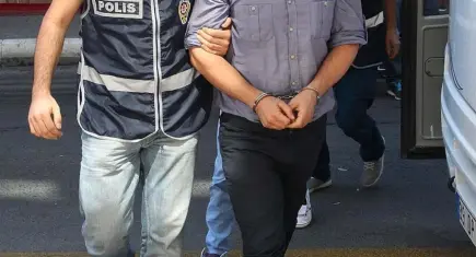 ‘Sokak hakkı’ iddiasıyla haraç isteyen suç örgütüne darbe: 24 tutuklama