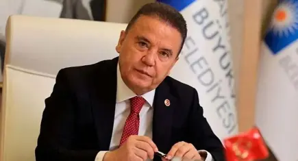 Muhittin Böcek'ten  İmamoğlu hakkında şok iddia