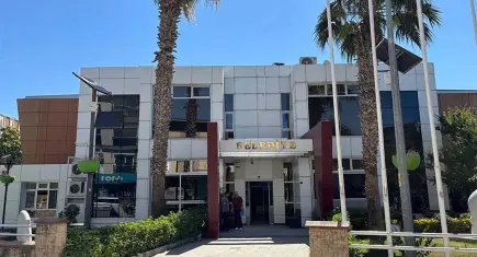 Seferihisar Belediyesi soruşturmasında gözaltına alınan 2 şüpheliden 1'i tutuklandı