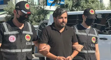 Yurt dışına kaçarken TIR dorsesinde yakalanan Arif Kocabıyık tutuklandı