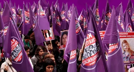 16 yaşındaki çocuğun doğumu sonrası tepki: Çocuğun maruz bırakıldığı istismar araştırıldı mı?