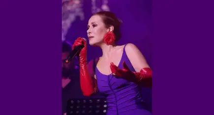 Zuhal Olcay'ın güçlü sesi İzmir'de yankılanacak