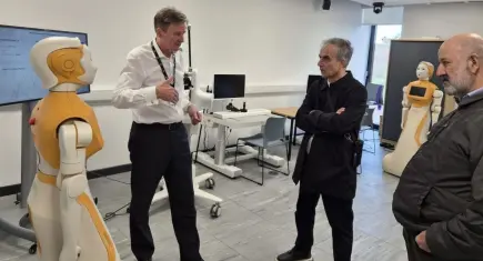 Ege Üniversitesi Heyetinden Ulusal Robotarium'a ziyaret