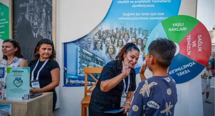 İEF’de sağlık stantları ziyaretçilerden yoğun ilgi görüyor