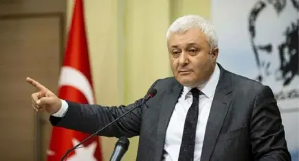 Tuncay Özkan’dan Foça çıkışı: Halkın iradesini iktidara teslim etmek siyasi iflastır