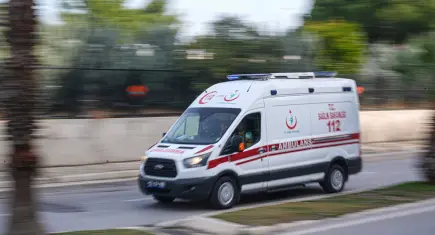 İzmir’de iş makinesinin çarptığı yaya hayatını kaybetti