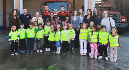 Minik öğrencilerden Selçuk İtfaiye İstasyonu’na ziyaret