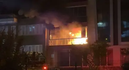 Aydın'da 9 katlı binada korkutan yangın
