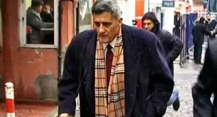 Kaşif Kozinoğlu'nun mezarı açıldı: Alınan örnekler incelemenin ardından tekrar kabrine konuldu