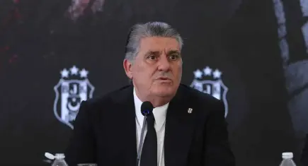 Beşiktaş'ta Serdal Adalı ve yönetimi mazbatalarını aldı