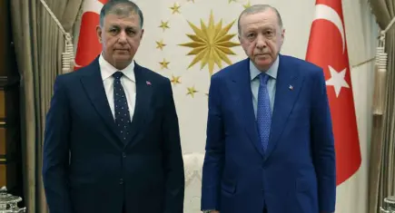 İzmir siyasetinde tarihi gün: Tugay AK Parti saflarına geçiyor