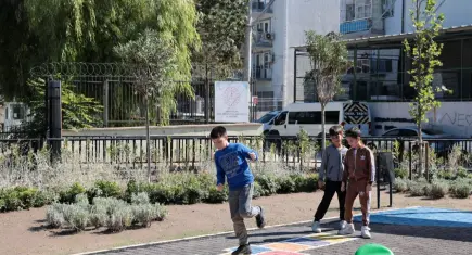 Konak’ta bir atıl alan daha çocukların oyun alanına dönüştü