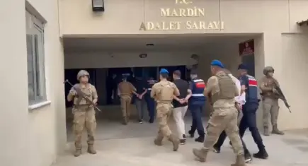 Mardin’de kendilerini başsavcı olarak tanıtan 8 şüpheli tutuklandı