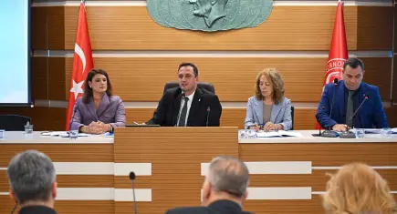 Bornova’da 9 milyar 30 milyon liralık hizmet bütçesi