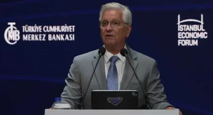 Fed üyesi Waller İstanbul'da konuştu: Enflasyonu kontrol altına almak için yeni faiz artışları gelebilir