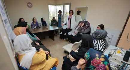 Konak Belediyesinden meme kanserine karşı farkındalık seminerleri