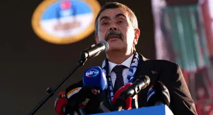 Bakan Tekin İzmir’de Erzurum Tanıtım Günleri’ne katıldı