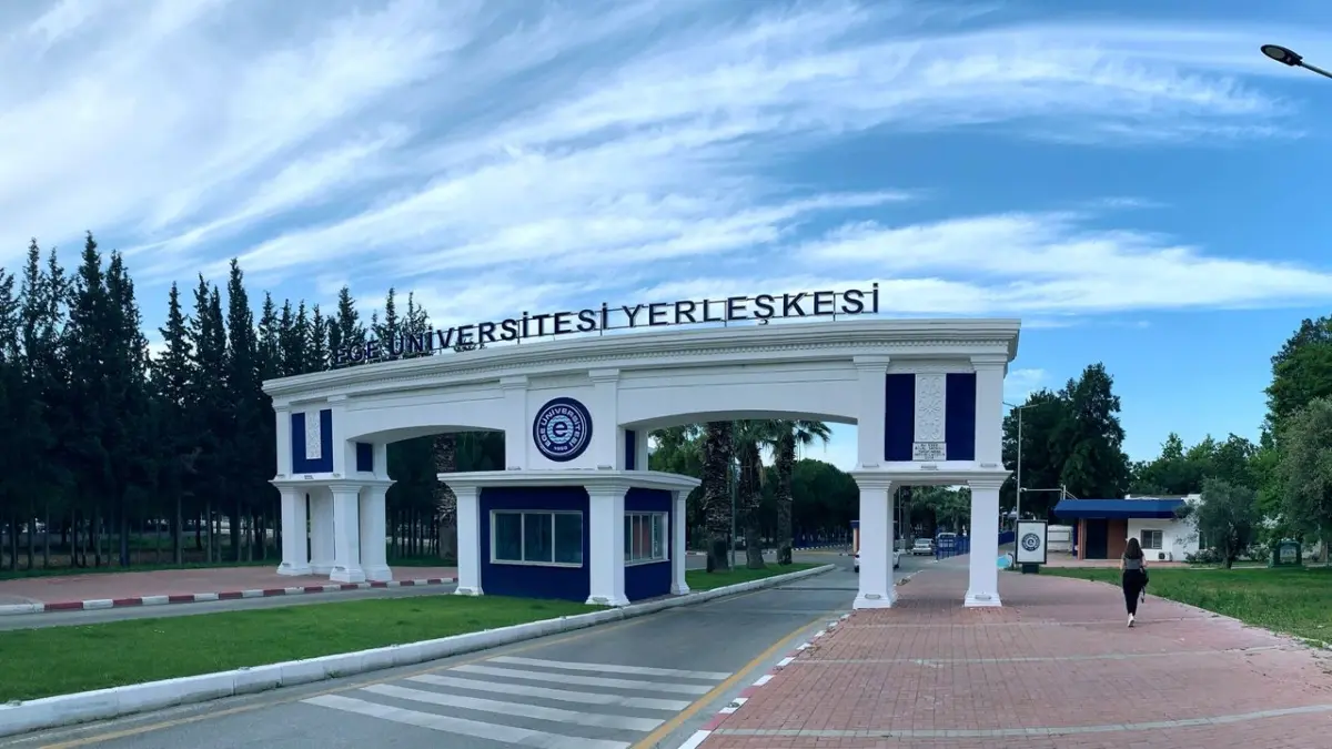 Ege Üniversitesi dünya sıralamasında yükseldi: Beşeri bilimlerde ilk 3’te