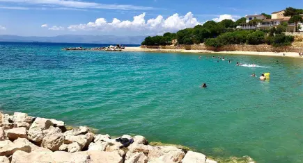 İzmir Çeşme'de acı olay: Tekke Plajı'nda denize giren kişi boğularak hayatını kaybetti