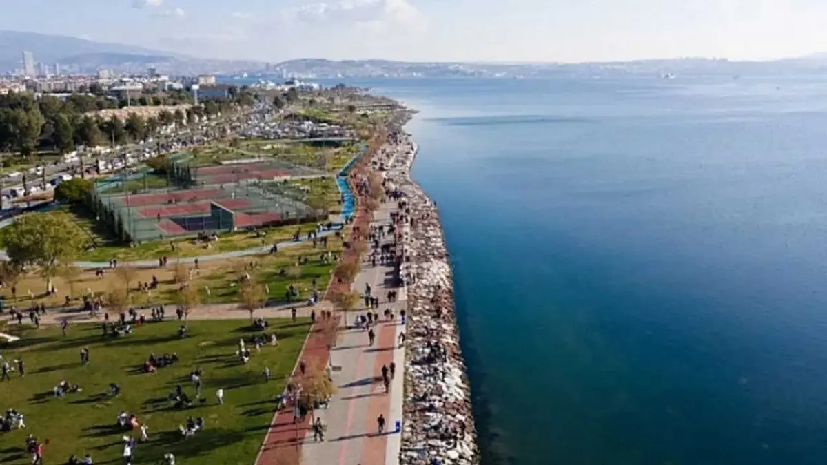 İzmir’de hafta sonu yaz havası: Sıcaklık 30 dereceye çıkacak