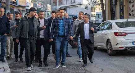 Bornova’da Naldöken için hizmet seferberliği: Asfalt ve park müjdesi