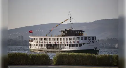 İzmir’de Rehberli Körfez Turları yeniden başlıyor