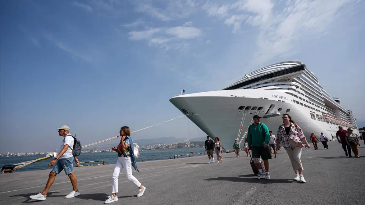Türkiye düşerken İzmir kruvaziyerde yüzde 40 büyüdü